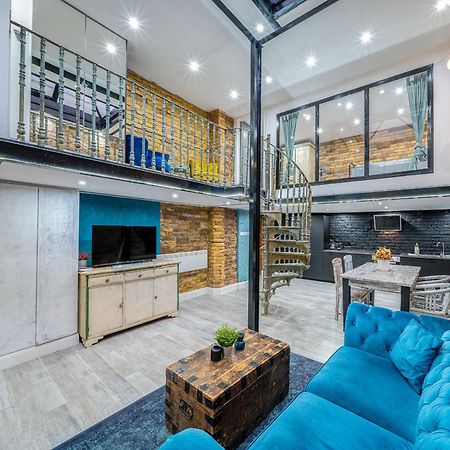 City Center Loft Haven: Modern Elegance Budapest Bagian luar foto